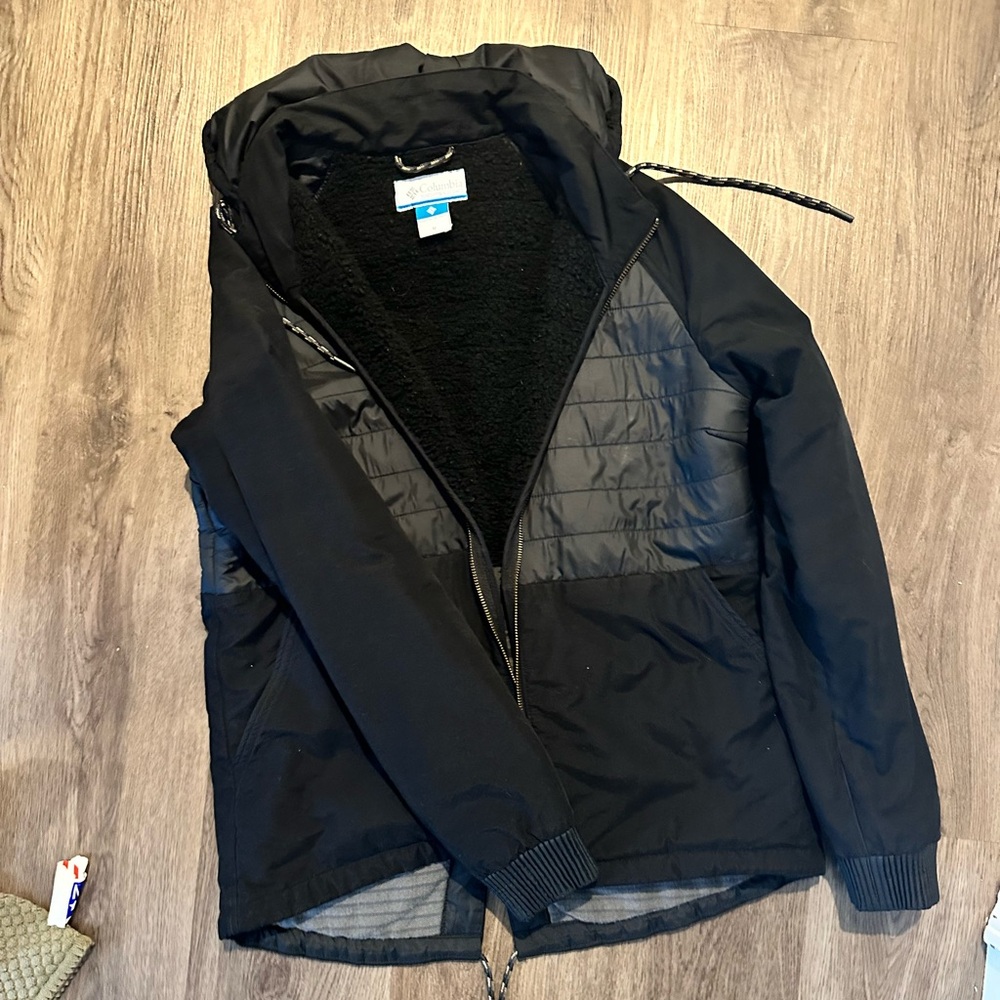 Columbia Women’s Medium Black Full Zip Fleece Coat
